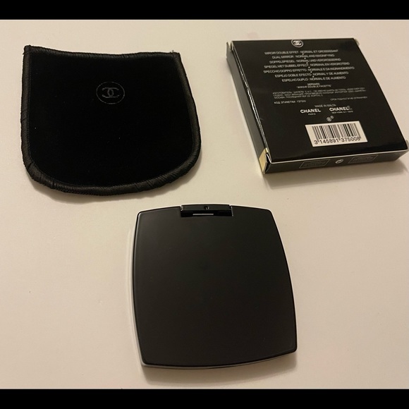 Chanel Compact Mirror - Picture 8 of 10